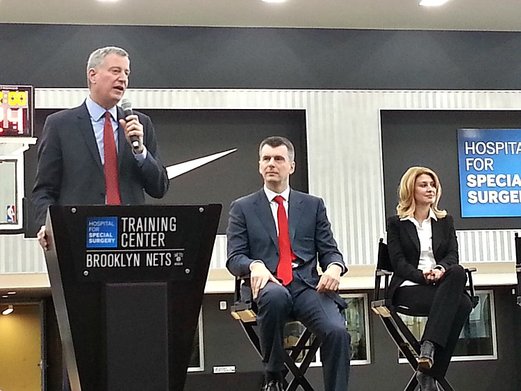 Brooklyn Nets Training Facility Opening Mayor de Blasio 750x563 20160217 132328