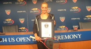 Sabine Lisicki receives a Guinness World Record Award 