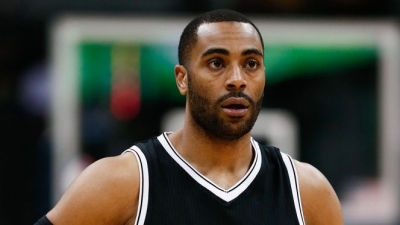 Brooklyn Nets Wayne Ellington wins the J. Walter Kennedy Citizenship Award